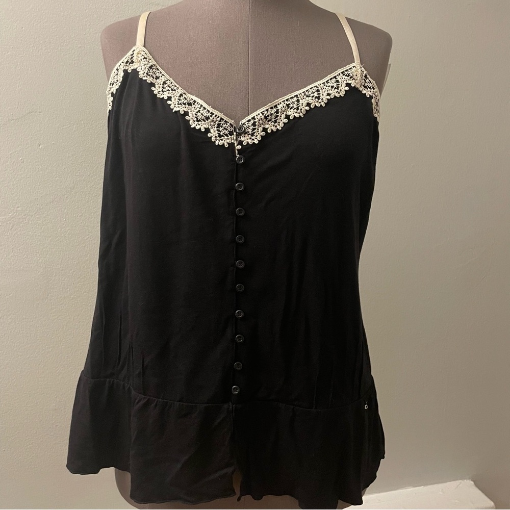DKNY buttoned peplum tank top with lace trim